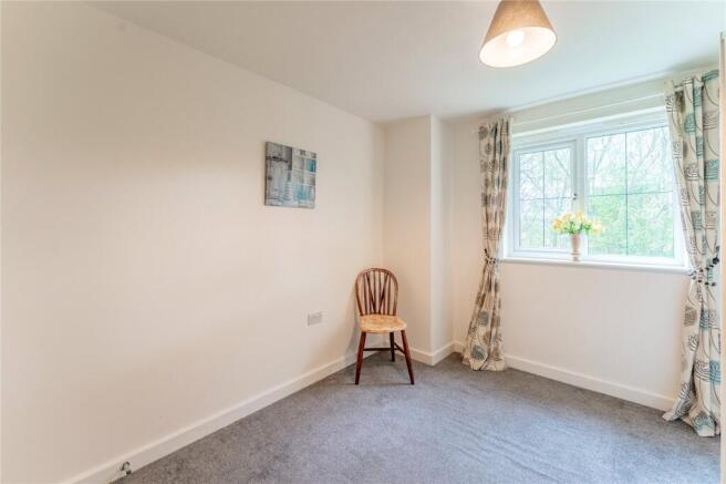 2 bed Apartment for sale Image 8