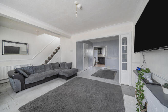 1359885-3-68d6bfe...