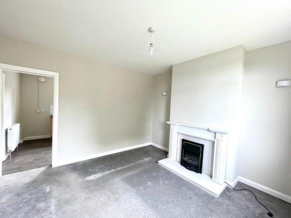 3 bed Semi-Detached for sale Image 5