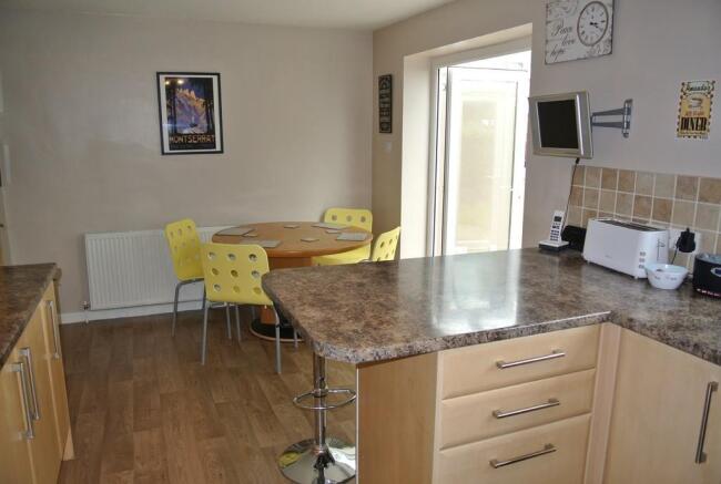 Photo 5