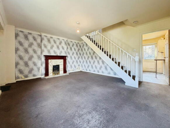 3 bed Town House for sale Image 4
