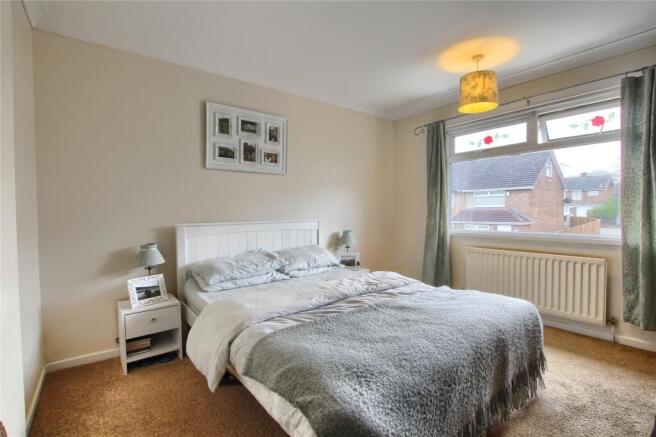 3 bed Semi-Detached for sale Image 12