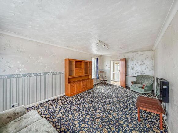 3 bed Detached Bungalow for sale Image 4