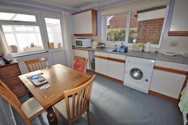 KITCHEN BREAKFAST ROOM