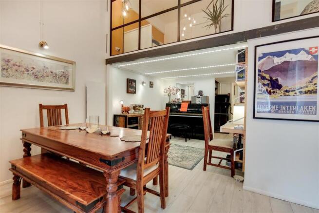 5_Dining Room-0.jpg