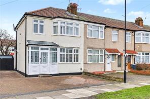 41, Carnarvon Avenue, Enfield EN1 3DU