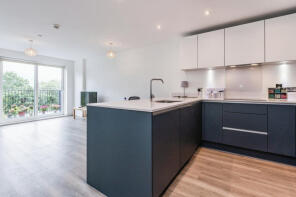 Flat 33, City House, Green Lanes, Southgate N21 2BH