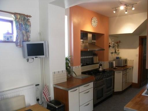 Well Fitted Kitchen