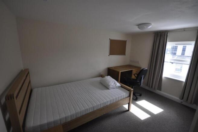 furtehr bedroom.jpg