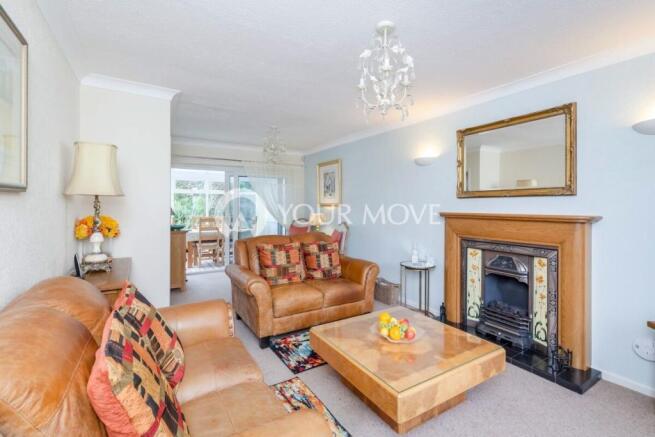 Lounge / Dining Room