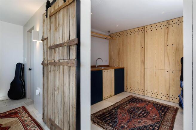 Utility/Boot Room