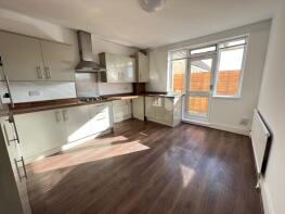 111a, Station Road, London E4 7BU
