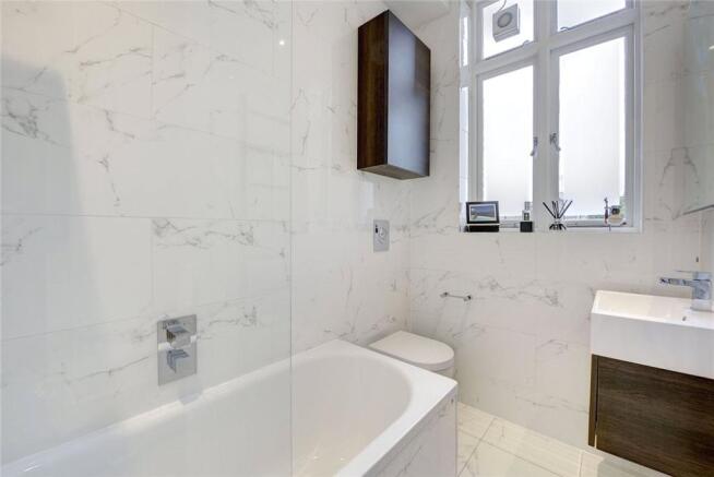 Bathroom, W11