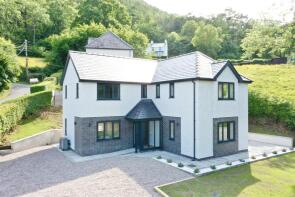 Cil-y-coed, Jubilee Road, Trefriw LL27 0NX
