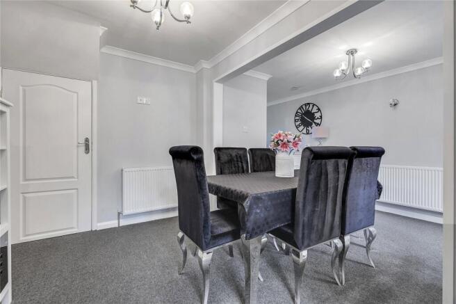 3 bed Semi-Detached for sale Image 12