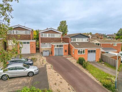 Amos Avenue, Nuneaton, CV10