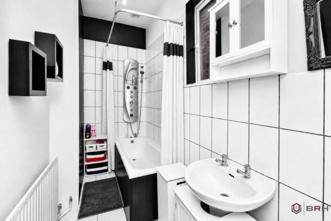 3 bed Detached for sale Image 11