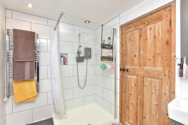 Family Shower Room