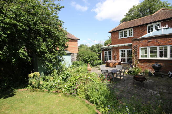 Photo 11