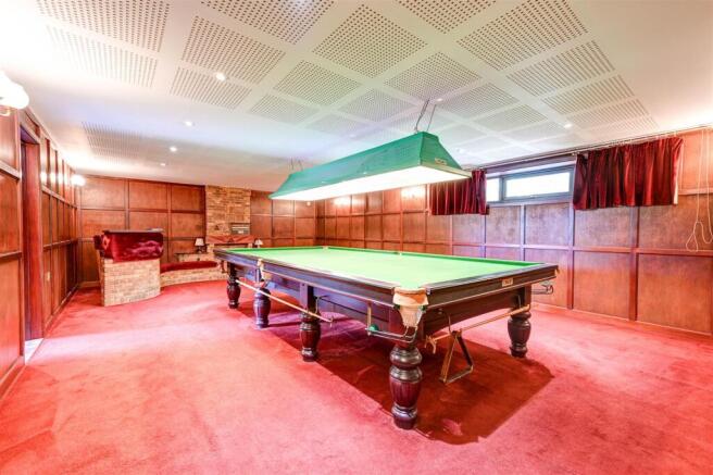 Snooker room.jpg