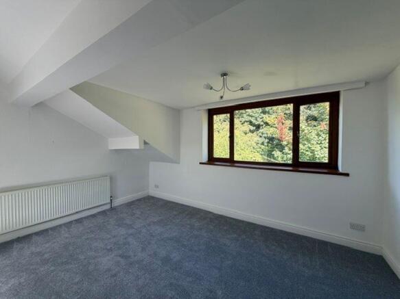 3 bed Terraced for sale Image 7