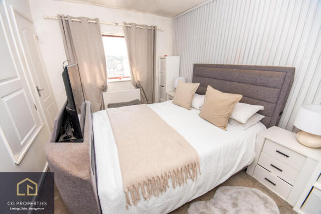 2 bed Semi-Detached for sale Image 7