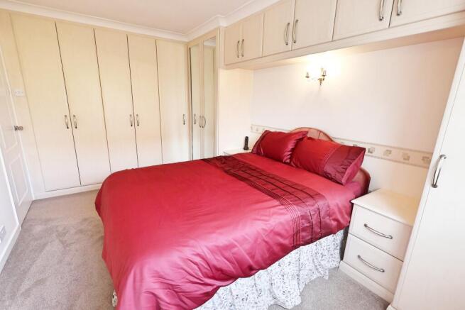 2 bed Detached Bungalow for sale Image 8