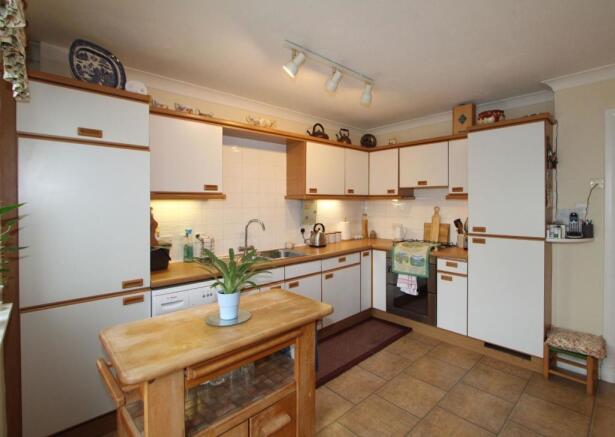 kitchen-5.jpg
