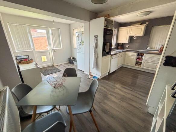 Kitchen/Breakfast