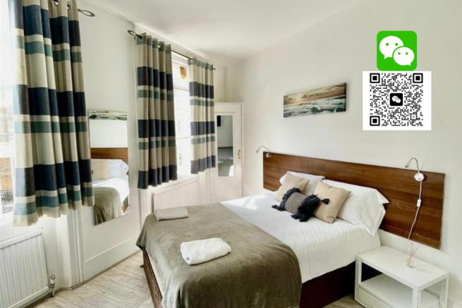 WeChat logo for rightmove (17).png