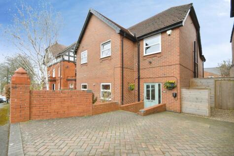 Cromwell Road, CHESTERFIELD, Derbyshire, S40