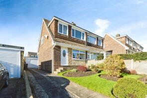 20, Greenlea Road, Yeadon, Leeds LS19 7RH
