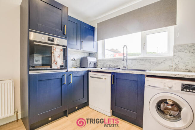 2 bed Bungalow for sale Image 4