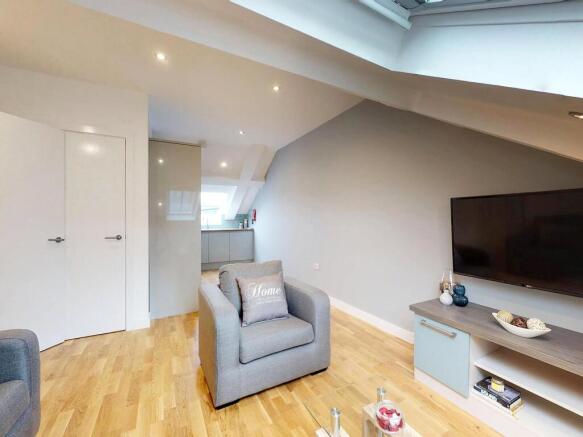 2 bed Apartment to rent Image 6