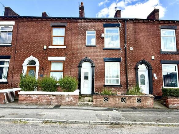 3 bed Terraced for sale in oldham