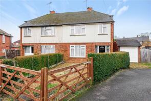10, Brook Road, Bagshot GU19 5JS