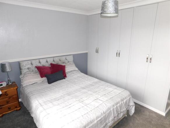 Bedroom 1b