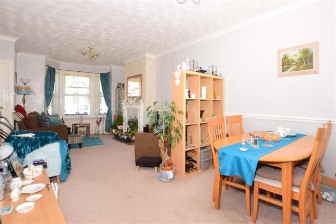 Lounge/Diner