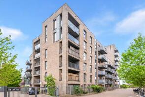 Flat 59, 1 Hythe House, Green Lanes Walk, Hackney, London N4 2GA