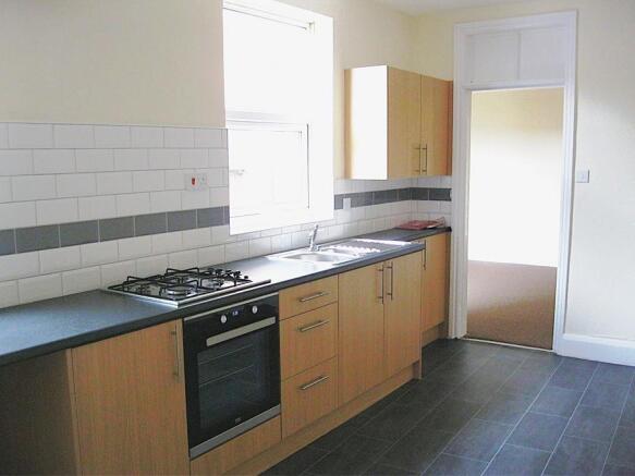 154 Bath St kitchen 2.JPG
