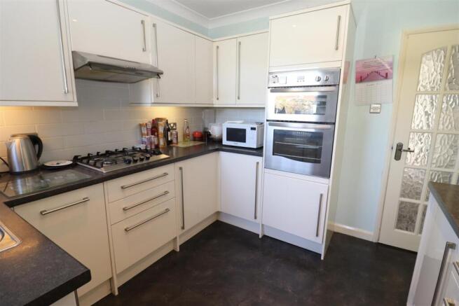 3 bed Detached Bungalow for sale Image 10