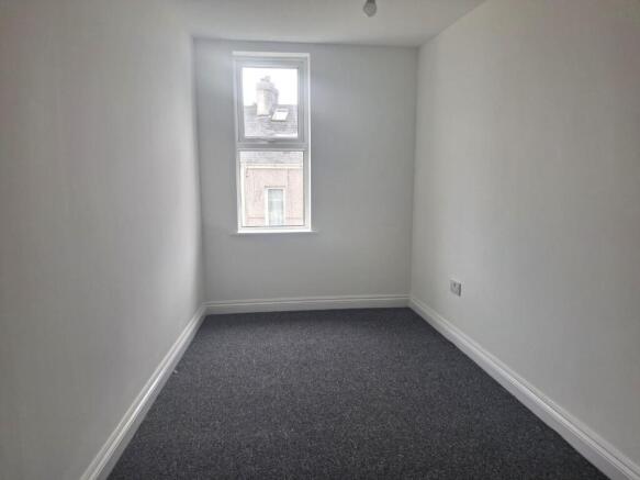 bed 3.jpg