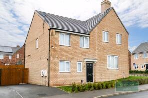 31, Blencarn Crescent, Seacroft, Leeds LS14 6WT