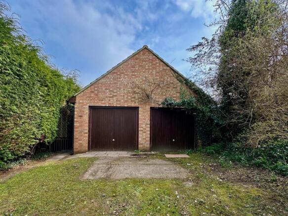 Garage.jpg