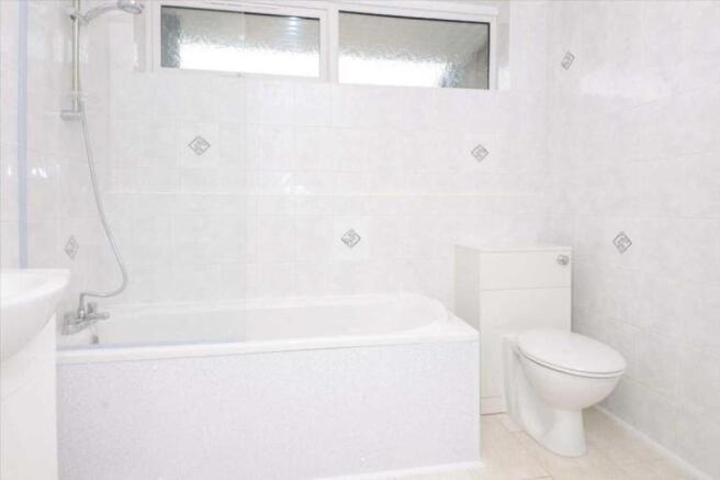 BATHROOM/WC