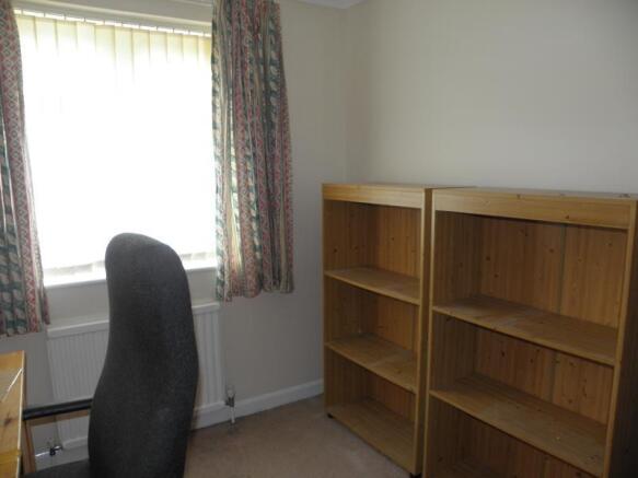 11 Whittingstall Ave