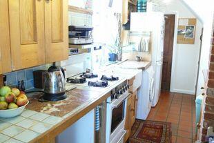 KITCHEN 2