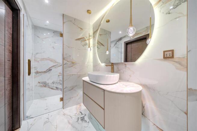 1 bed Apartment to rent Image 9