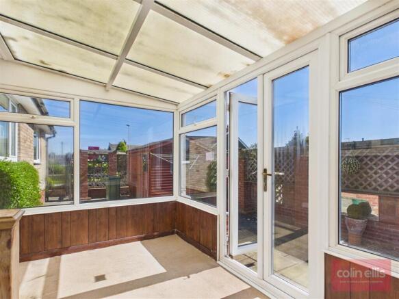 3 bed Detached Bungalow for sale Image 8