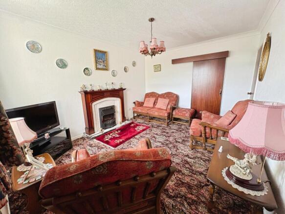 2 bed Bungalow for sale Image 4